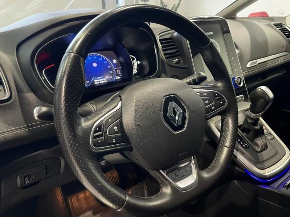 Renault Scenic IV с пробегом 2018 года, цена 1 490 000 рублей, 186130 км, компактвэн, Автокод Объявления
