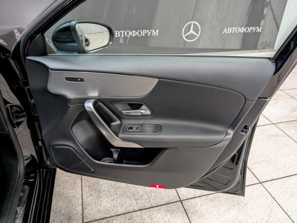 Mercedes-Benz A-Класс IV (W177) с пробегом 2019 года, цена 1 895 000 рублей, 169077 км, хэтчбек, Автокод Объявления