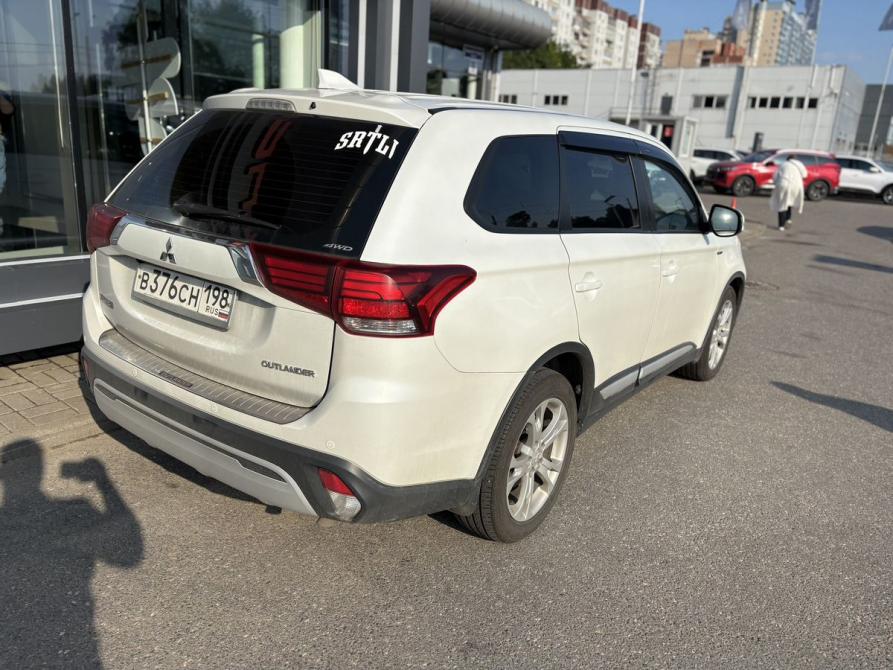Mitsubishi Outlander III Рестайлинг 2 Санкт-Петербург  - изображение 3