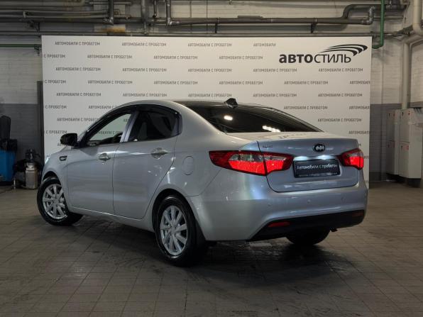 Kia Rio III с пробегом 2013 года, цена 879 000 рублей, 132000 км, седан, Автокод Объявления