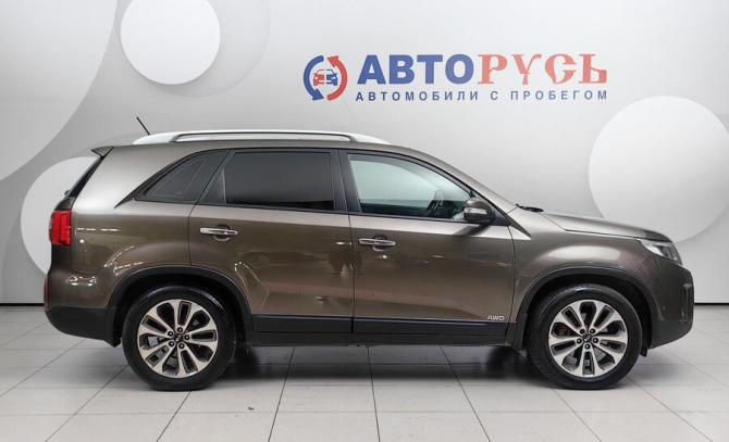 Kia Sorento II Рестайлинг с пробегом 2015 года, цена 1 748 000 рублей, 214500 км, внедорожник, Автокод Объявления