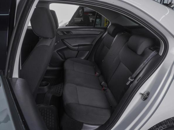 Skoda Rapid I с пробегом 2015 года, цена 899 000 рублей, 190488 км, лифтбек, Автокод Объявления