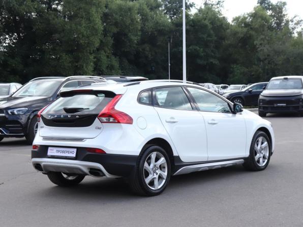 Volvo V40 II с пробегом 2014 года, цена 1 100 000 рублей, 193060 км, хэтчбек, Автокод Объявления