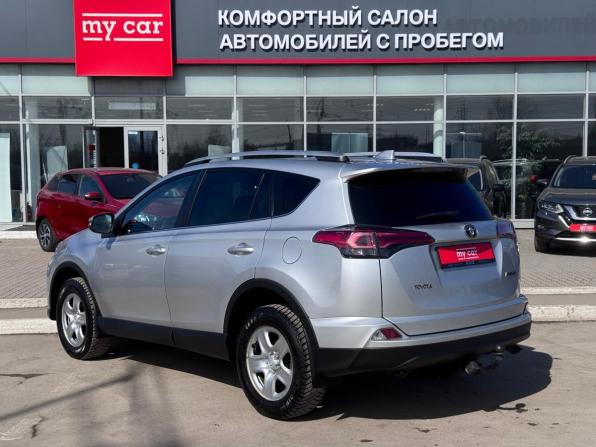 Toyota RAV4 IV (XA40) Рестайлинг с пробегом 2017 года, цена 1 900 000 рублей, 186625 км, внедорожник, Автокод Объявления