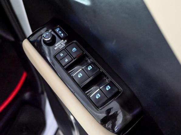 Toyota Alphard III Рестайлинг с пробегом 2018 года, цена 4 045 000 рублей, 170911 км, минивэн, Автокод Объявления