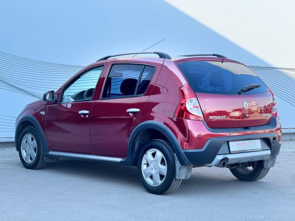 Renault Sandero I с пробегом 2011 года, цена 650 000 рублей, 160134 км, хэтчбек, Автокод Объявления