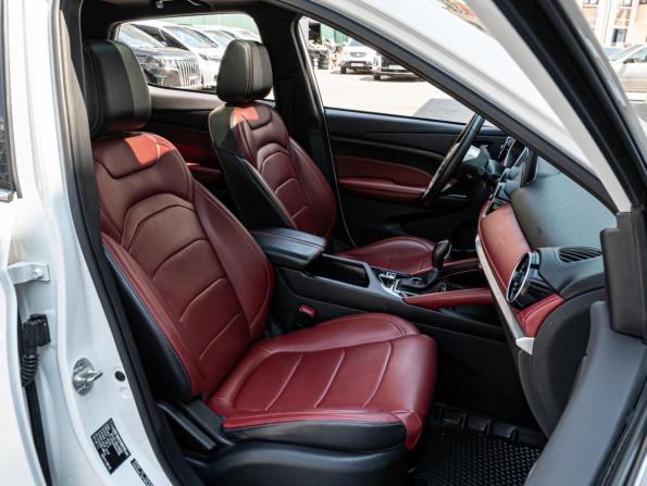 Dongfeng Fengon 500 с пробегом 2022 года, цена 1 585 000 рублей, 47616 км, внедорожник, Автокод Объявления