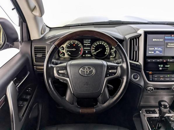 Toyota Land Cruiser 200 Series Рестайлинг 2 с пробегом 2016 года, цена 5 880 000 рублей, 107558 км, внедорожник, Автокод Объявления