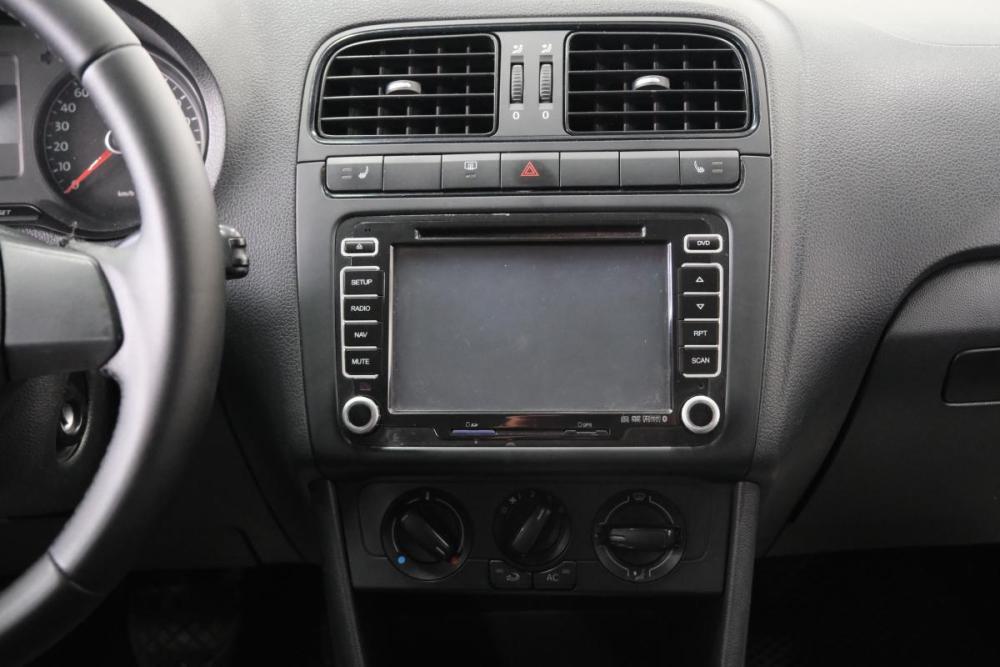 Volkswagen Polo V Омск  - изображение 14