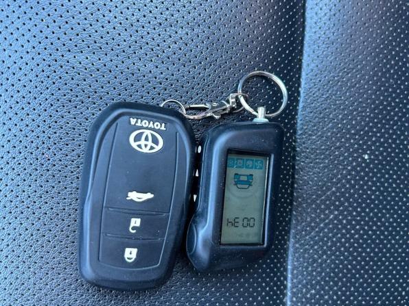Toyota Camry VII (XV50) Рестайлинг с пробегом 2017 года, цена 1 800 000 рублей, 136357 км, седан, Автокод Объявления