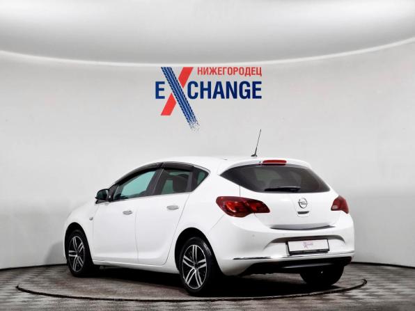 Opel Astra J Рестайлинг с пробегом 2013 года, цена 789 000 рублей, 189125 км, хэтчбек, Автокод Объявления