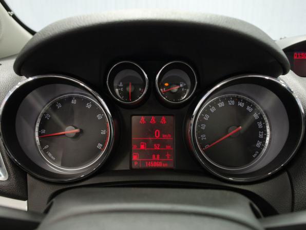 Opel Mokka I с пробегом 2013 года, цена 1 125 000 рублей, 145060 км, внедорожник, Автокод Объявления
