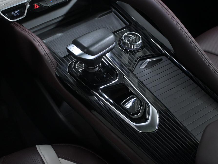 Geely Monjaro I Москва  - изображение 12