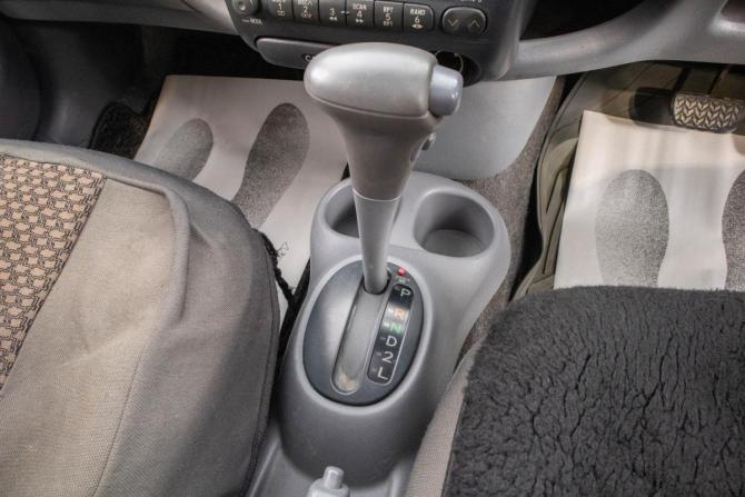 Toyota Vitz I (P10) с пробегом 2000 года, цена 389 000 рублей, 259000 км, хэтчбек, Автокод Объявления