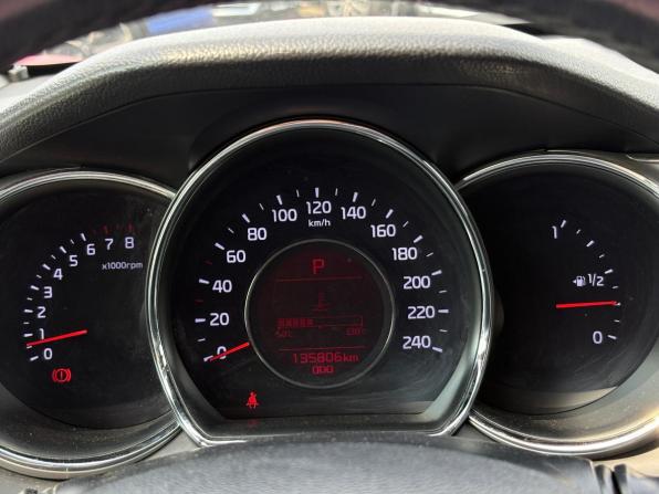 Kia Ceed II Рестайлинг с пробегом 2015 года, цена 1 376 000 рублей, 135806 км, хэтчбек, Автокод Объявления
