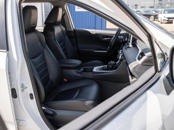 Toyota RAV4 V (XA50) с пробегом 2020 года, цена 3 699 000 рублей, 59131 км, внедорожник, Автокод Объявления