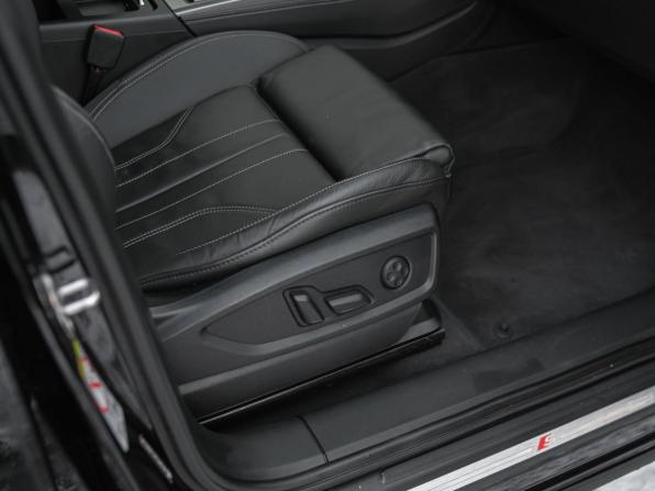Audi Q5 II (FY) Рестайлинг с пробегом 2023 года, цена 4 850 000 рублей, 5498 км, внедорожник, Автокод Объявления