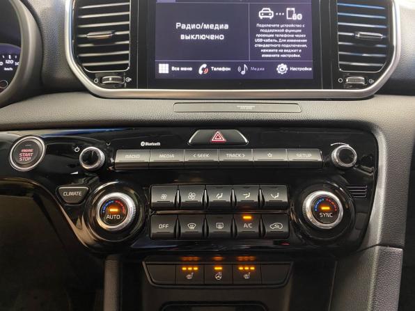 Kia Sportage IV Рестайлинг с пробегом 2022 года, цена 2 678 800 рублей, 66126 км, внедорожник, Автокод Объявления