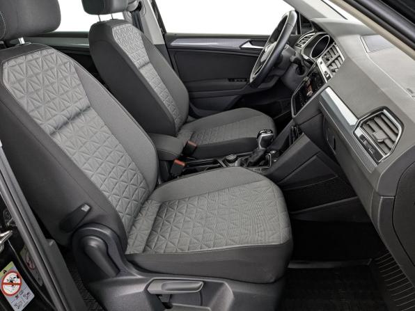 Volkswagen Tiguan II Рестайлинг с пробегом 2021 года, цена 3 825 000 рублей, 17314 км, внедорожник, Автокод Объявления