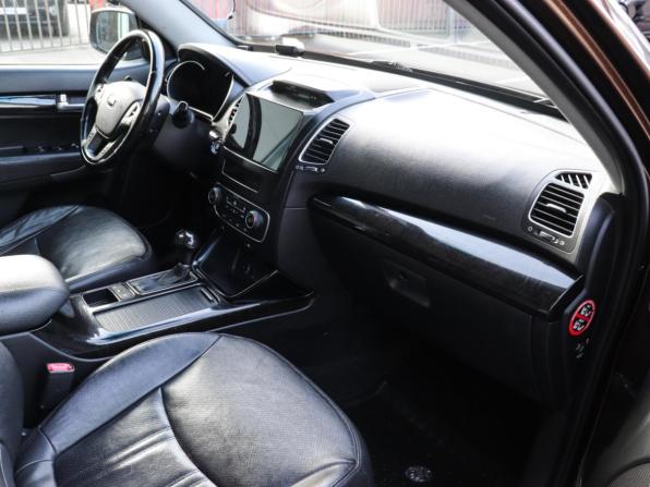 Kia Sorento II Рестайлинг с пробегом 2012 года, цена 1 459 000 рублей, 244543 км, внедорожник, Автокод Объявления