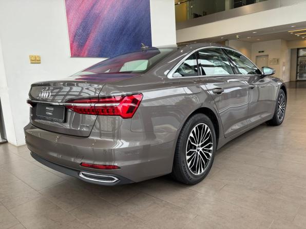 Audi A6 V (C8) с пробегом 2020 года, цена 3 700 000 рублей, 92946 км, седан, Автокод Объявления