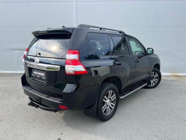 Toyota Land Cruiser Prado 150 Series Рестайлинг 1 с пробегом 2017 года, цена 3 939 000 рублей, 158030 км, внедорожник, Автокод Объявления