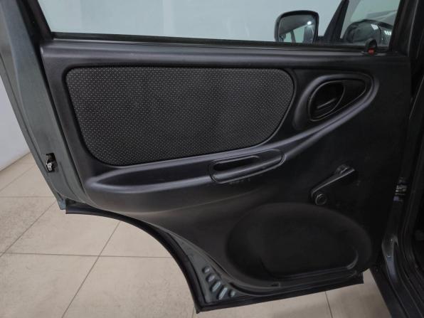 Chevrolet Niva I Рестайлинг с пробегом 2018 года, цена 650 000 рублей, 195708 км, внедорожник, Автокод Объявления