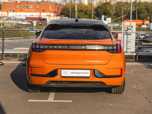Zeekr 001 I с пробегом 2023 года, цена 5 890 000 рублей, 8491 км, лифтбек, Автокод Объявления