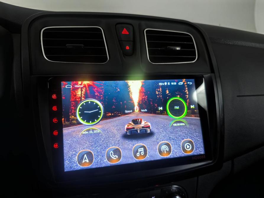 Renault Sandero II Москва  - изображение 16