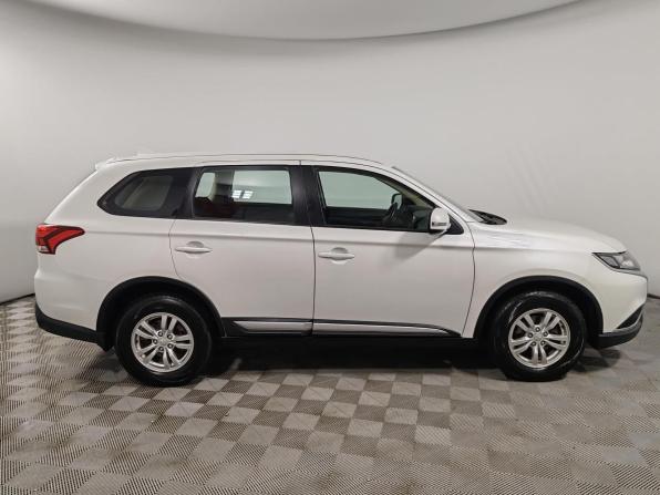 Mitsubishi Outlander III Рестайлинг 3 с пробегом 2019 года, цена 1 999 000 рублей, 135978 км, внедорожник, Автокод Объявления