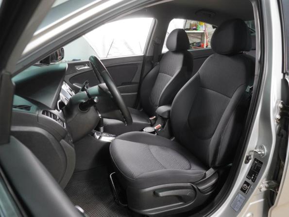 Hyundai Solaris I с пробегом 2013 года, цена 969 000 рублей, 142241 км, седан, Автокод Объявления