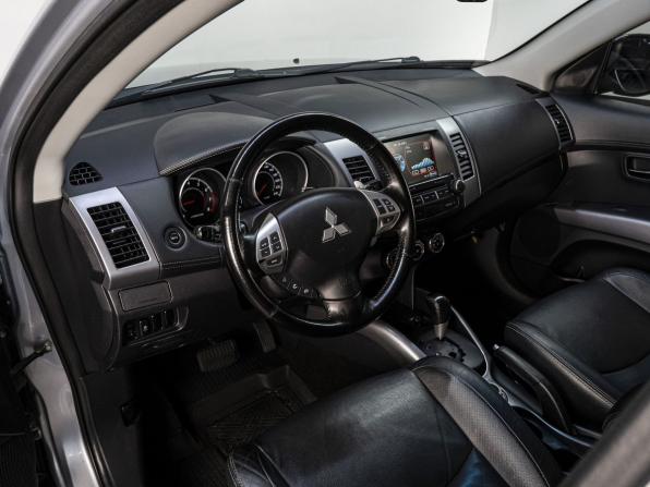Mitsubishi Outlander II Рестайлинг с пробегом 2011 года, цена 1 125 000 рублей, 293000 км, внедорожник, Автокод Объявления