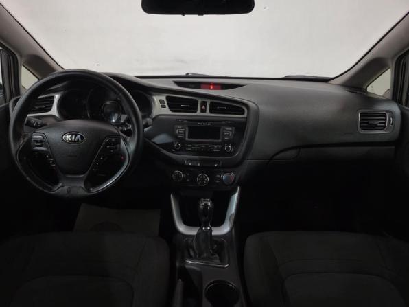Kia Ceed II с пробегом 2013 года, цена 925 000 рублей, 154631 км, хэтчбек, Автокод Объявления