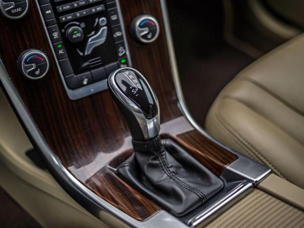Volvo XC60 I Рестайлинг с пробегом 2013 года, цена 1 475 000 рублей, 256389 км, внедорожник, Автокод Объявления