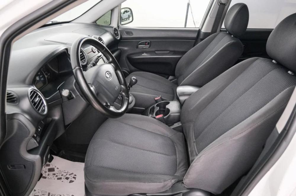 Kia Carens II (UN) Красноярск  - изображение 8