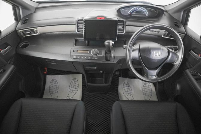 Honda Freed I с пробегом 2010 года, цена 999 000 рублей, 149000 км, компактвэн, Автокод Объявления
