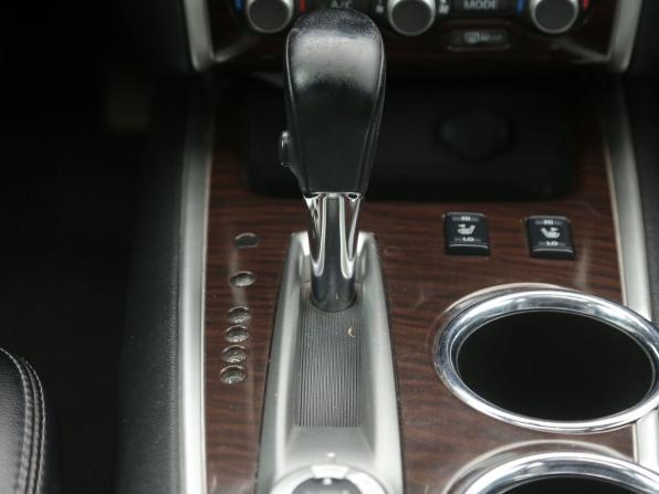 Nissan Pathfinder IV с пробегом 2015 года, цена 1 679 000 рублей, 324000 км, внедорожник, Автокод Объявления