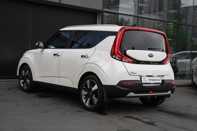 Kia Soul III с пробегом 2021 года, цена 2 450 000 рублей, 59654 км, хэтчбек, Автокод Объявления