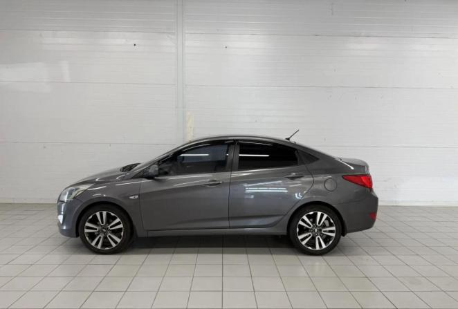 Hyundai Solaris I с пробегом 2014 года, цена 850 000 рублей, 196747 км, хэтчбек, Автокод Объявления