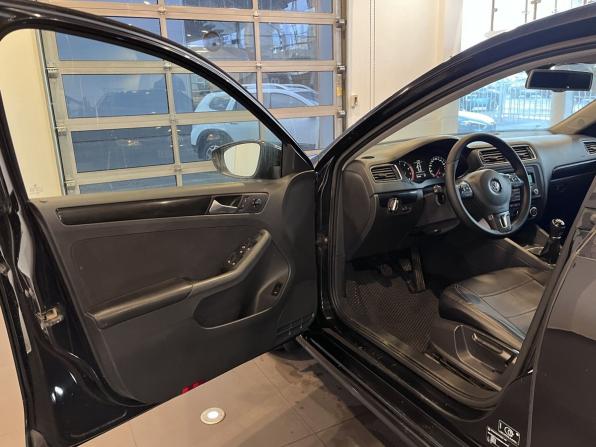 Volkswagen Jetta VI с пробегом 2012 года, цена 1 000 000 рублей, 107564 км, седан, Автокод Объявления