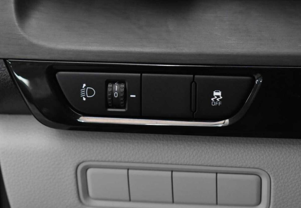 Kia Carnival IV Москва  - изображение 9