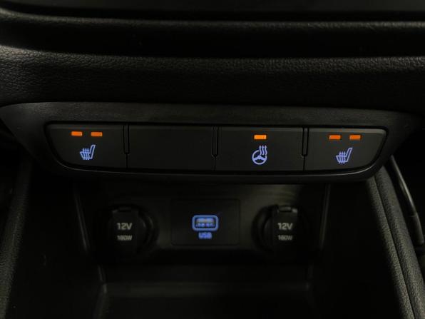 Hyundai Solaris II с пробегом 2019 года, цена 1 170 000 рублей, 114809 км, седан, Автокод Объявления