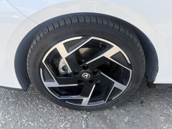 Changan Lamore с пробегом 2023 года, цена 1 825 000 рублей, 21575 км, седан, Автокод Объявления
