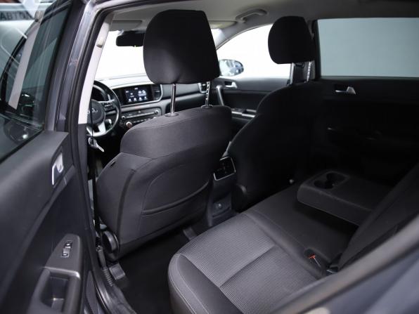 Kia Sportage IV Рестайлинг с пробегом 2018 года, цена 2 200 000 рублей, 132506 км, внедорожник, Автокод Объявления