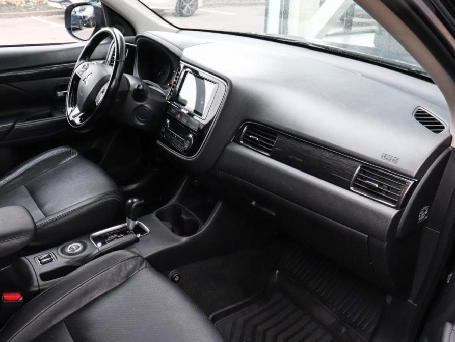 Mitsubishi Outlander III Рестайлинг 2 Химки  - изображение 7