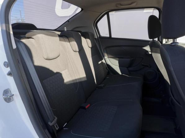 Renault Logan II с пробегом 2017 года, цена 739 000 рублей, 119258 км, седан, Автокод Объявления