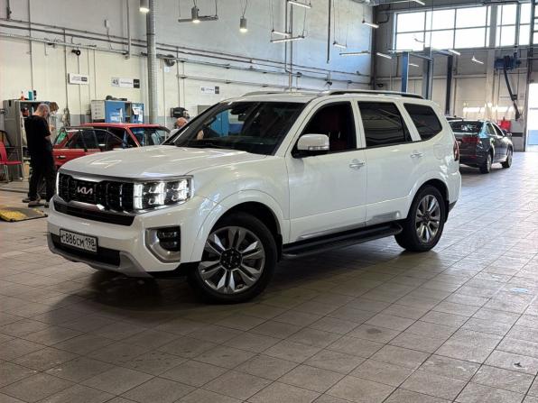 Kia Mohave I Рестайлинг 2 с пробегом 2022 года, цена 5 700 000 рублей, 28000 км, внедорожник, Автокод Объявления
