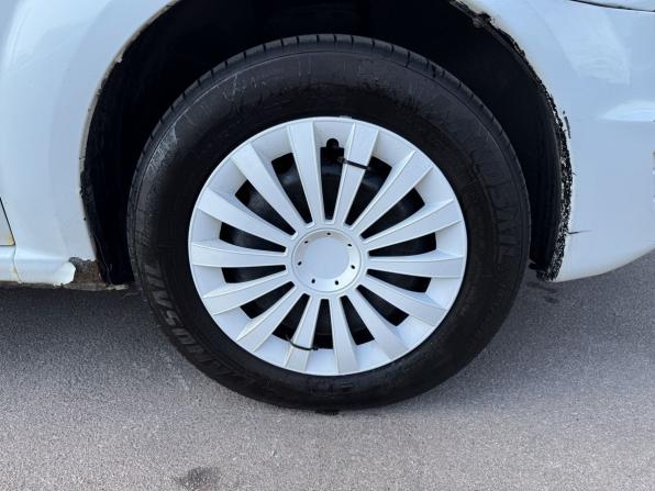 Renault Logan I Рестайлинг с пробегом 2014 года, цена 397 000 рублей, 365988 км, седан, Автокод Объявления