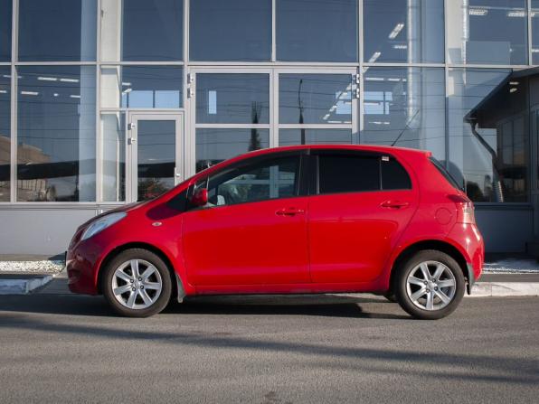 Toyota Yaris II с пробегом 2007 года, цена 500 000 рублей, 223142 км, хэтчбек, Автокод Объявления