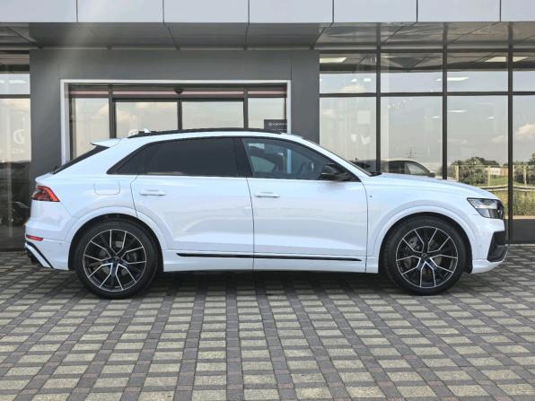 Audi Q8 I (4M) с пробегом 2018 года, цена 4 250 000 рублей, 153043 км, внедорожник, Автокод Объявления